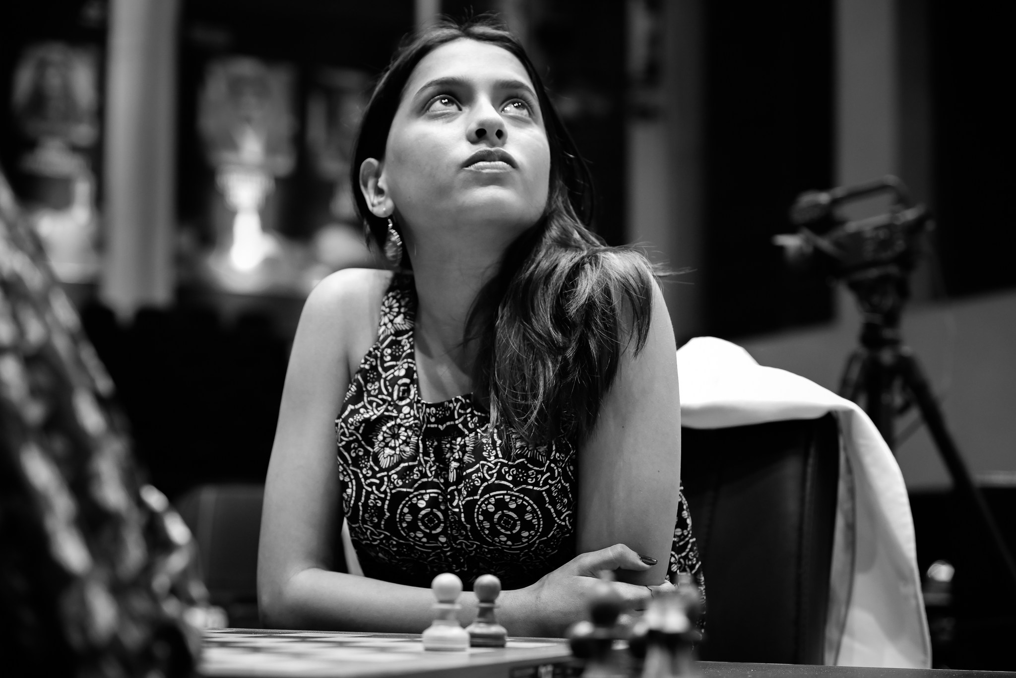 Deshmukh, Agrawal Leading With Powerplay